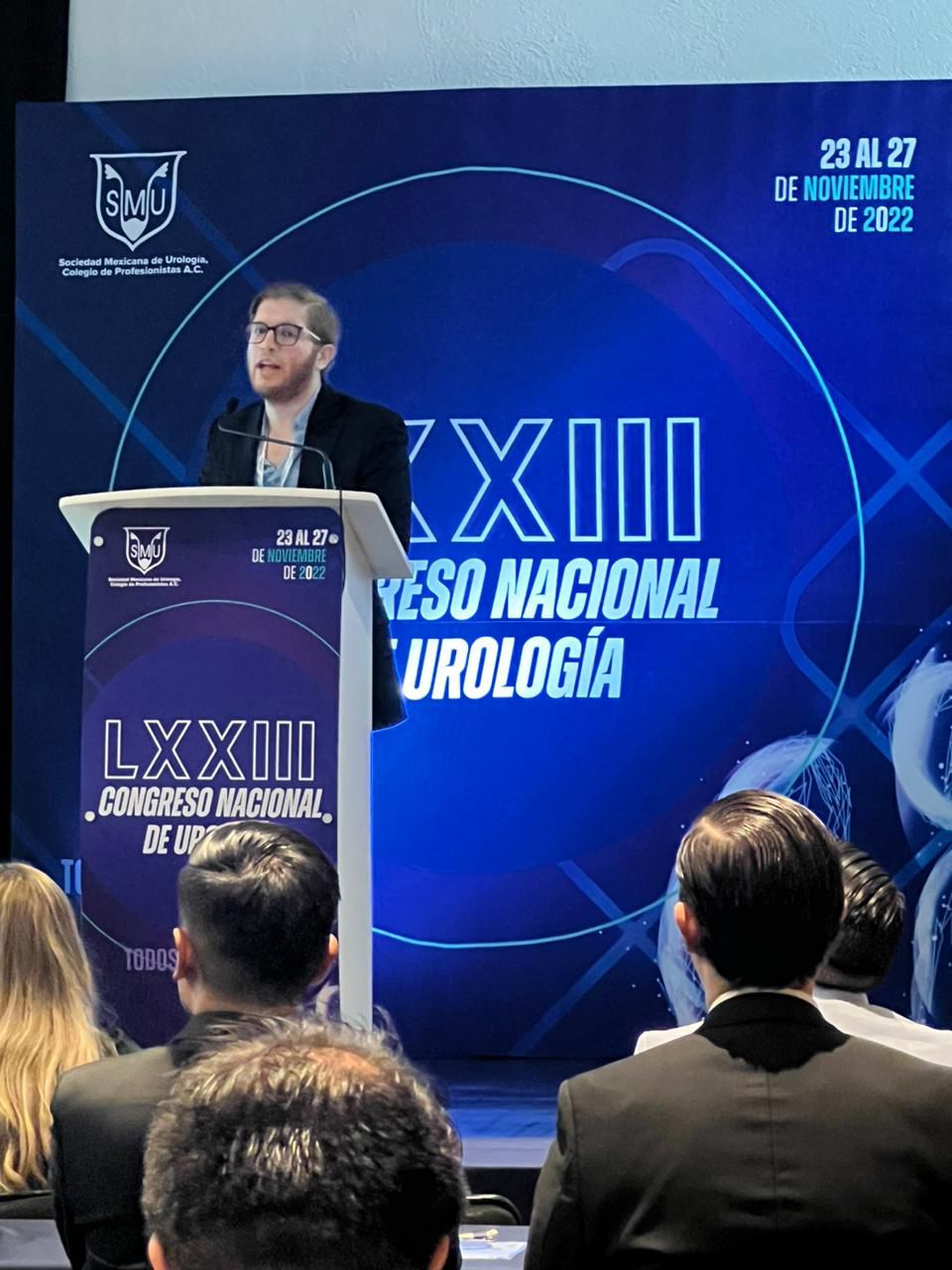 Consulta urológica con el Dr. Víctor Molgado en Monterrey